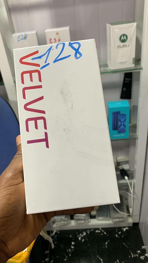 LG VELVET