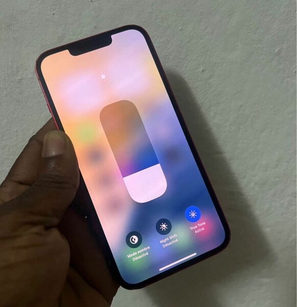 iPhone 13 simple