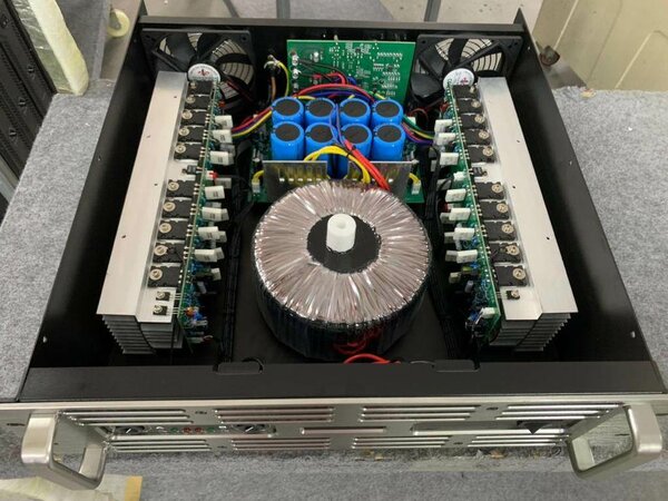 Amplificateur EV,40 transistor