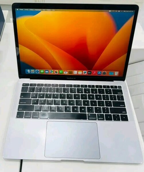 Ordinateur portable Apple élégante