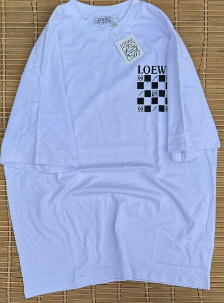 Tee shirts