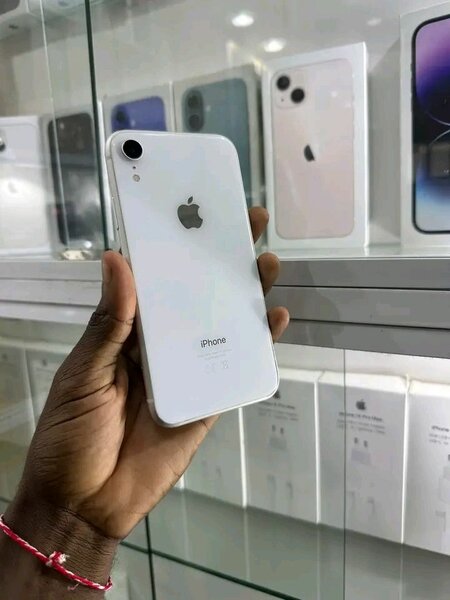 iPhone élégant neuf
