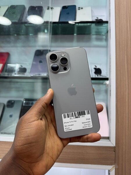 IPHONE 15 PRO MAX