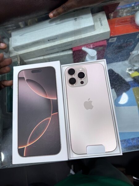 IPHONE 16 PRO MAX
