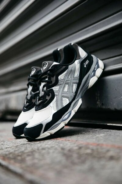 BASKET ASICS