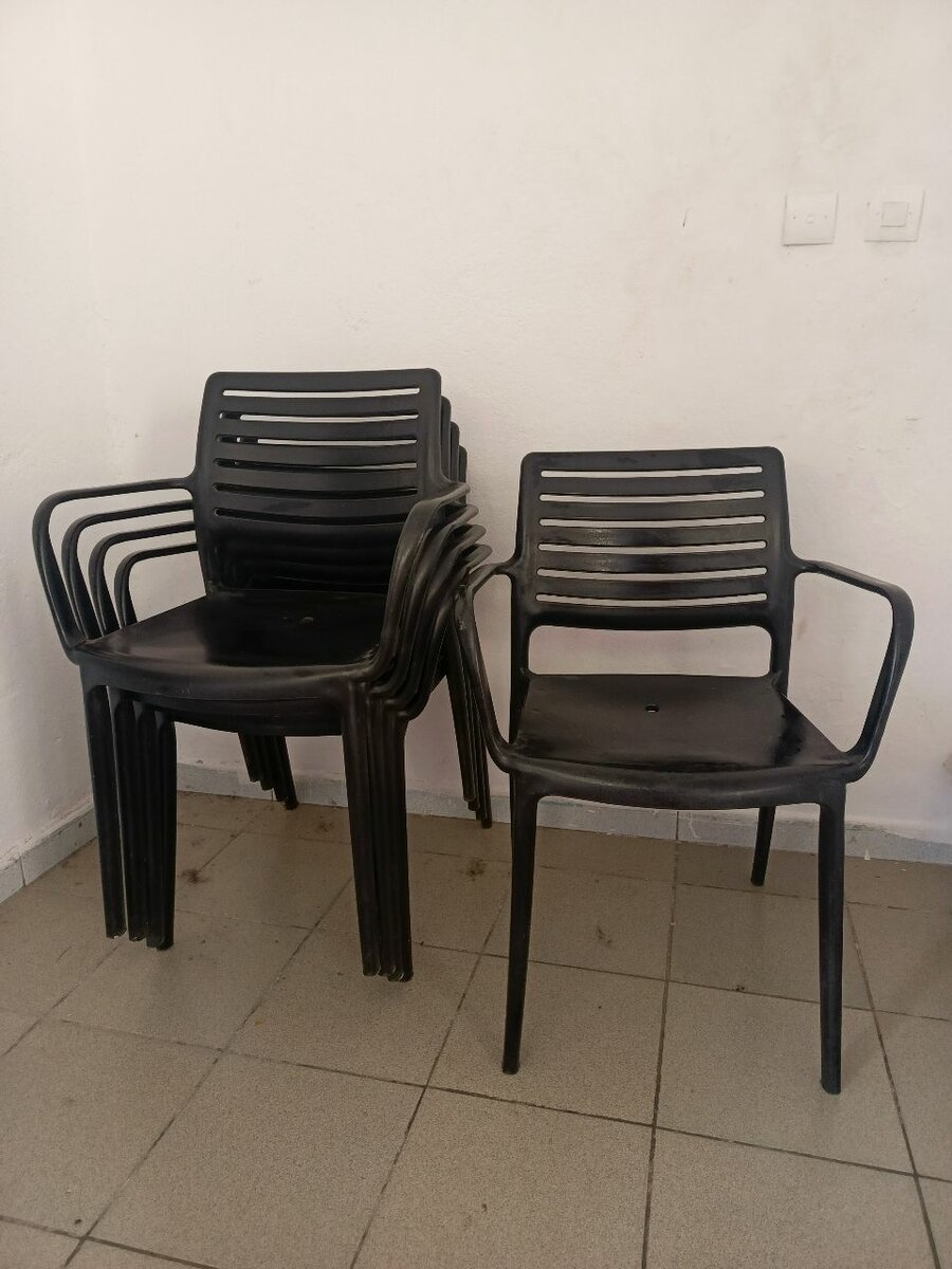 Chaise solide