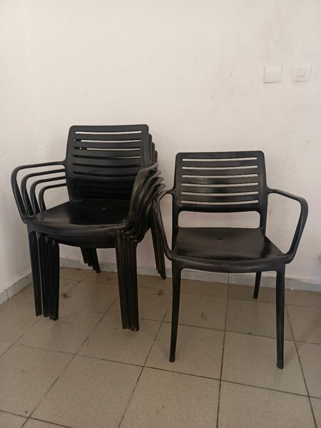 Chaise solide