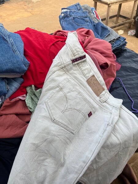 Jeans