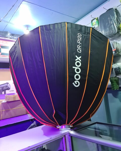 QR120 softbox