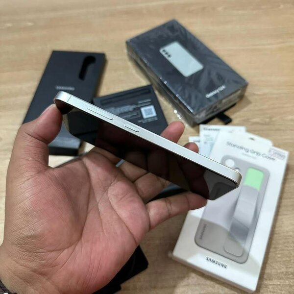 Samsung Galaxy s24