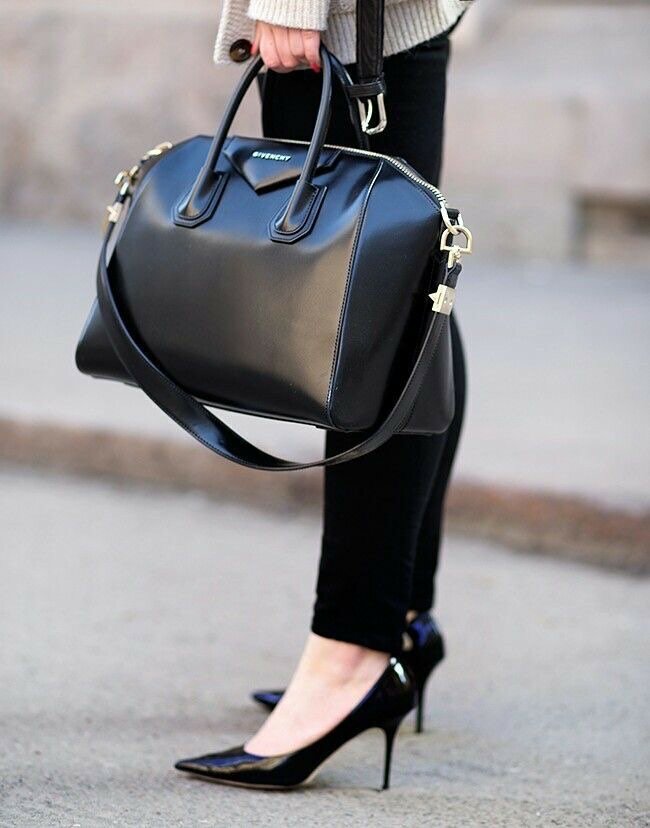Givenhcy bag