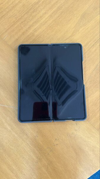 Samsung fold 4