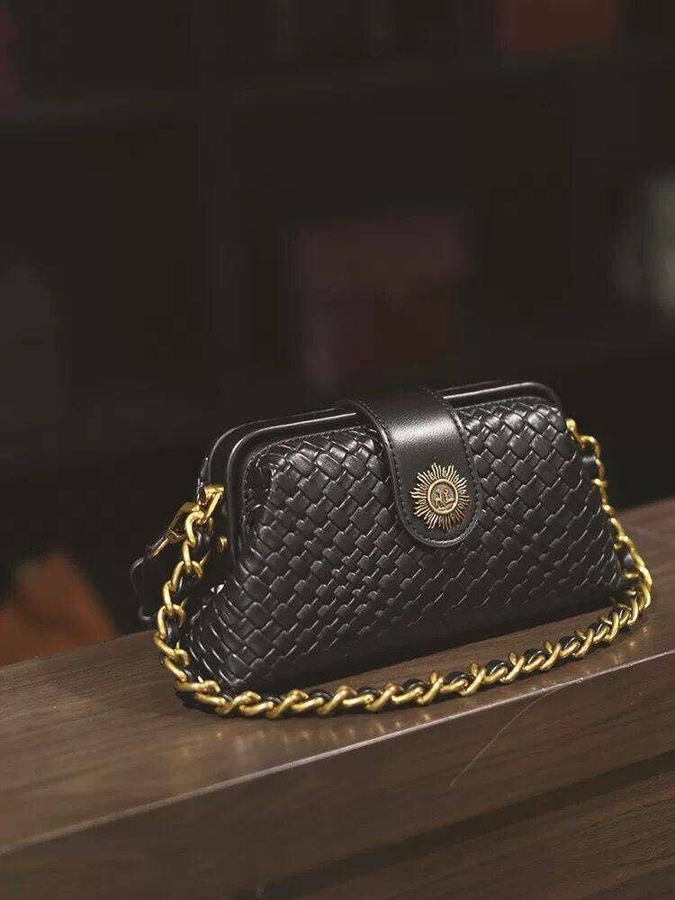 Cross body bag