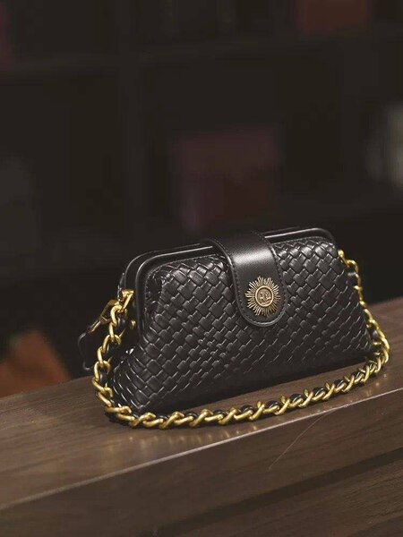 Cross body bag