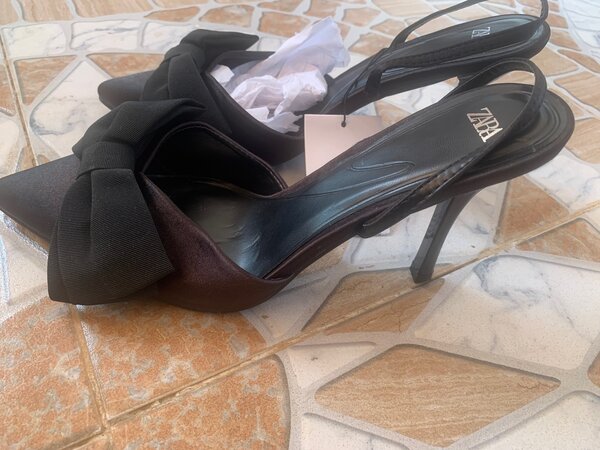 Pencil shoe