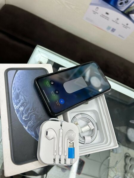 iPhone XR