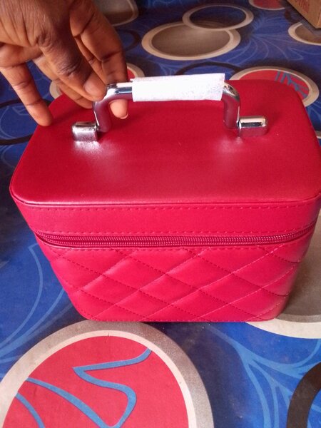 Makeup box