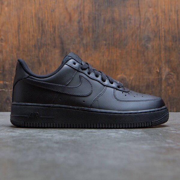 All black airforce 1