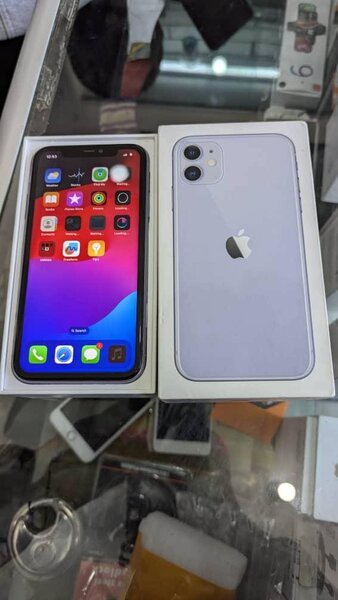 iPhone 11