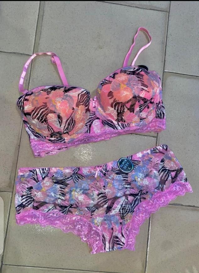 Lingerie rose