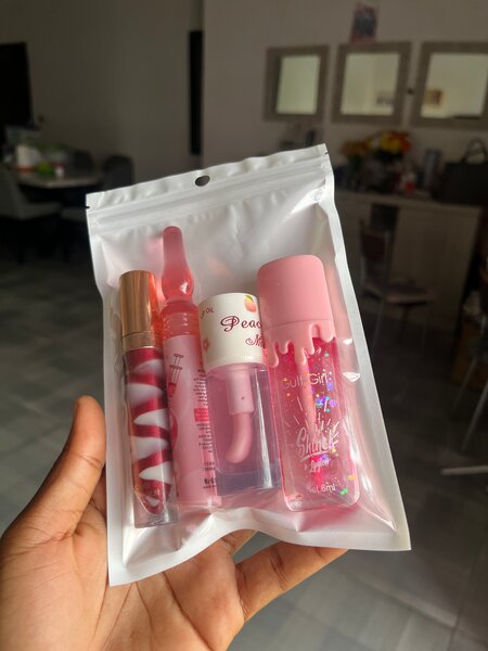 Kit gloss
