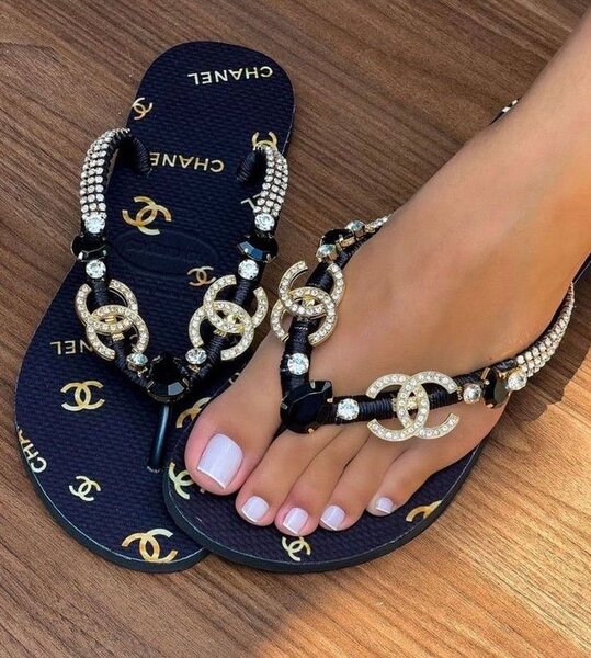 Flip flops