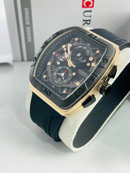 Montre curren ( original dans carton )