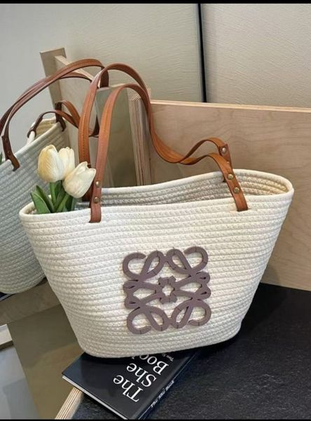 white bag loewe