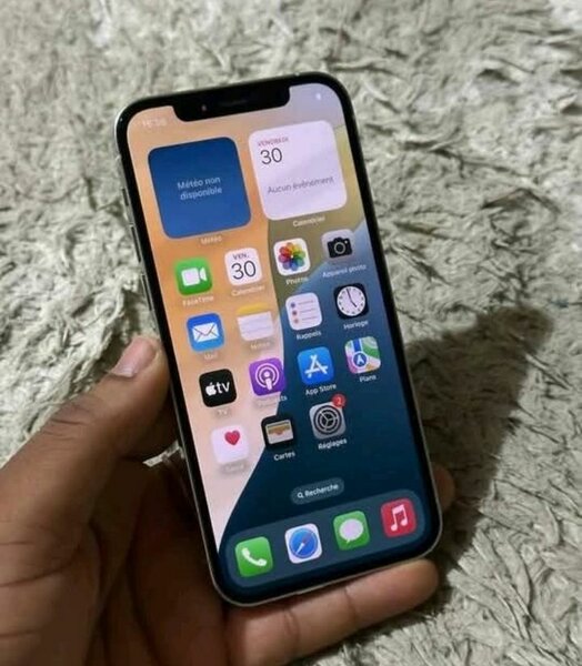 Smartphone Avancé Apple 12 Pro