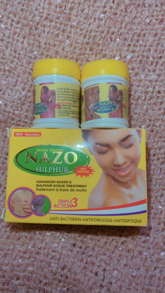 Nazo Soufre Scrub Traitement