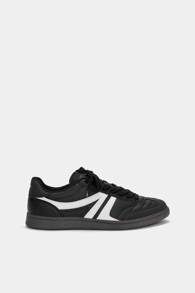 Baskets noires homme style urbain