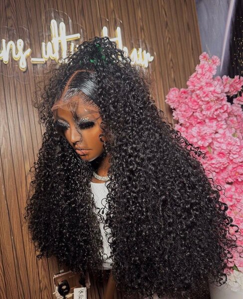 Curly wig