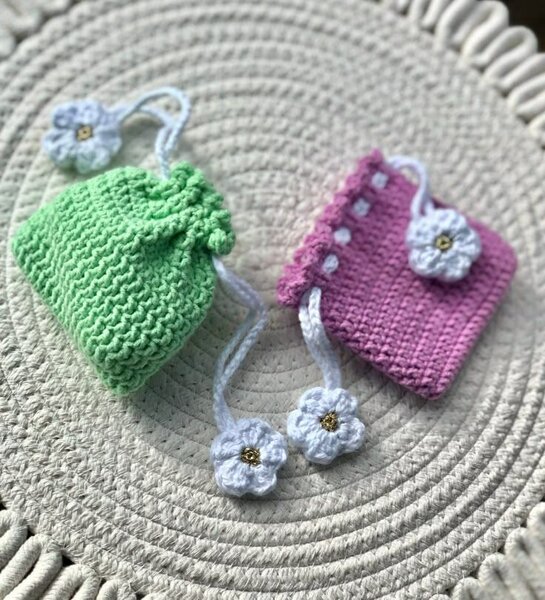 Pochettes crochet fleurs