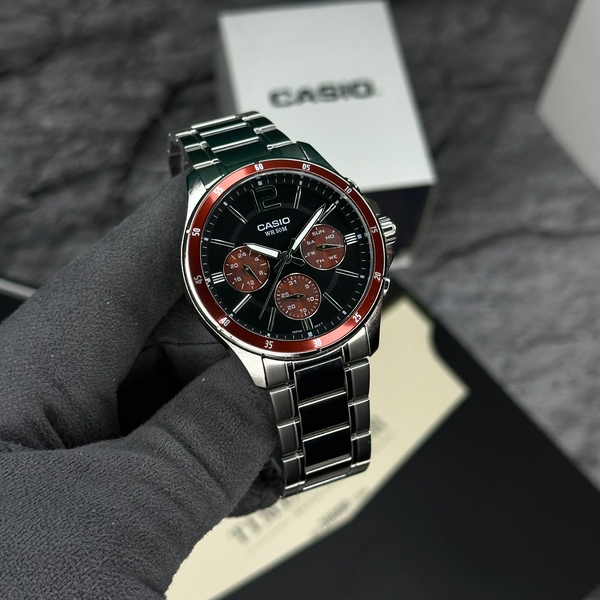 Часы Casio 