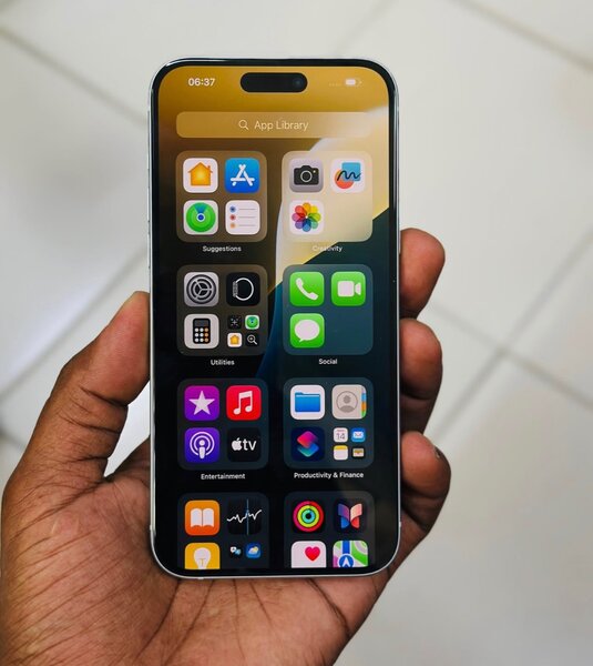 iPhone 15 Plus