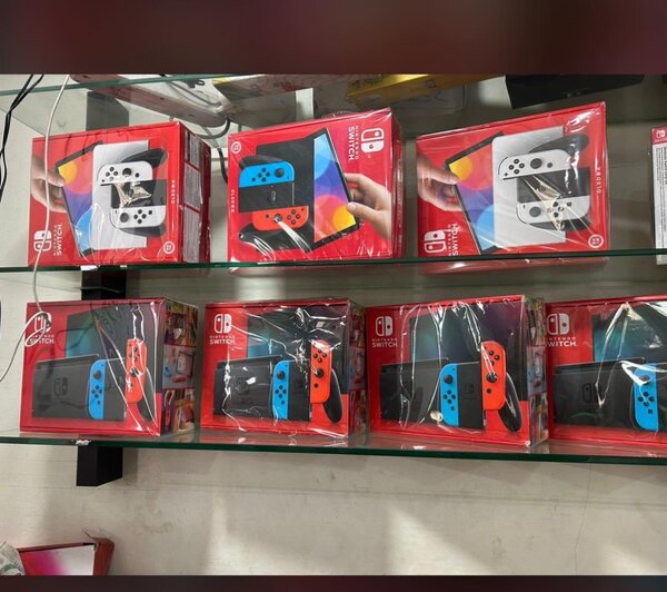 NINTENDO SWITCH