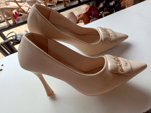 shoes with buckle