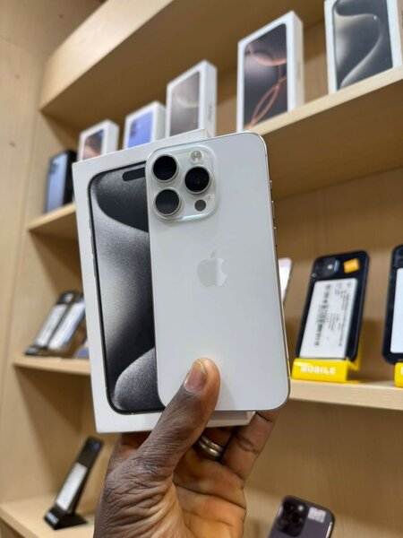 iPhone 15pro 128gb