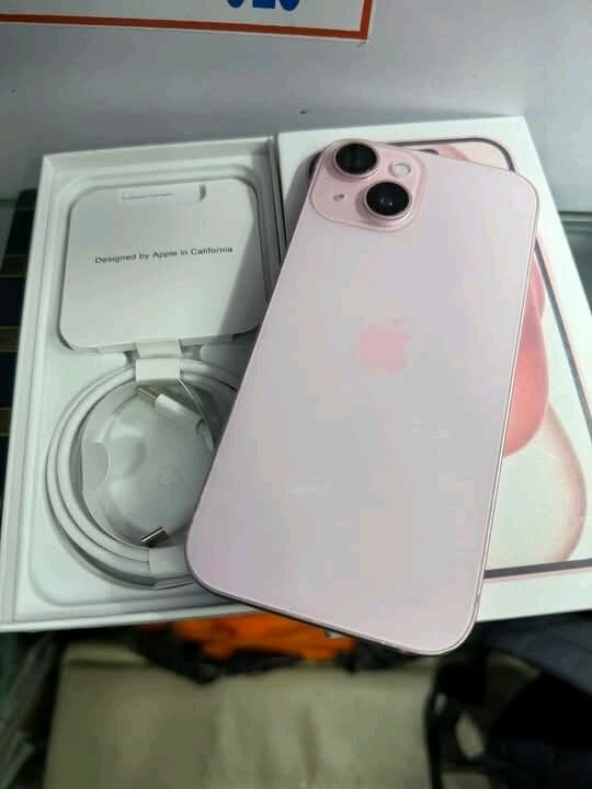 iPhone 15 Rose Neuf