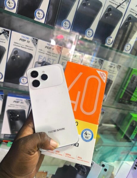 TECNO Spark 40 Smartphone