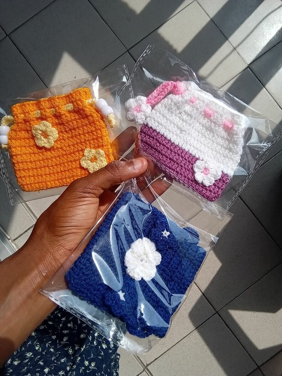 Pochettes en crochet mignonnes