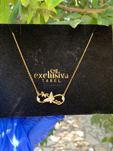 Pretty necklace