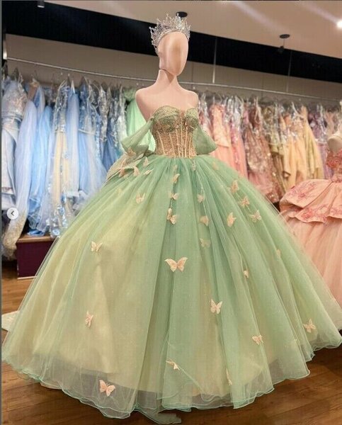 Wedding gown