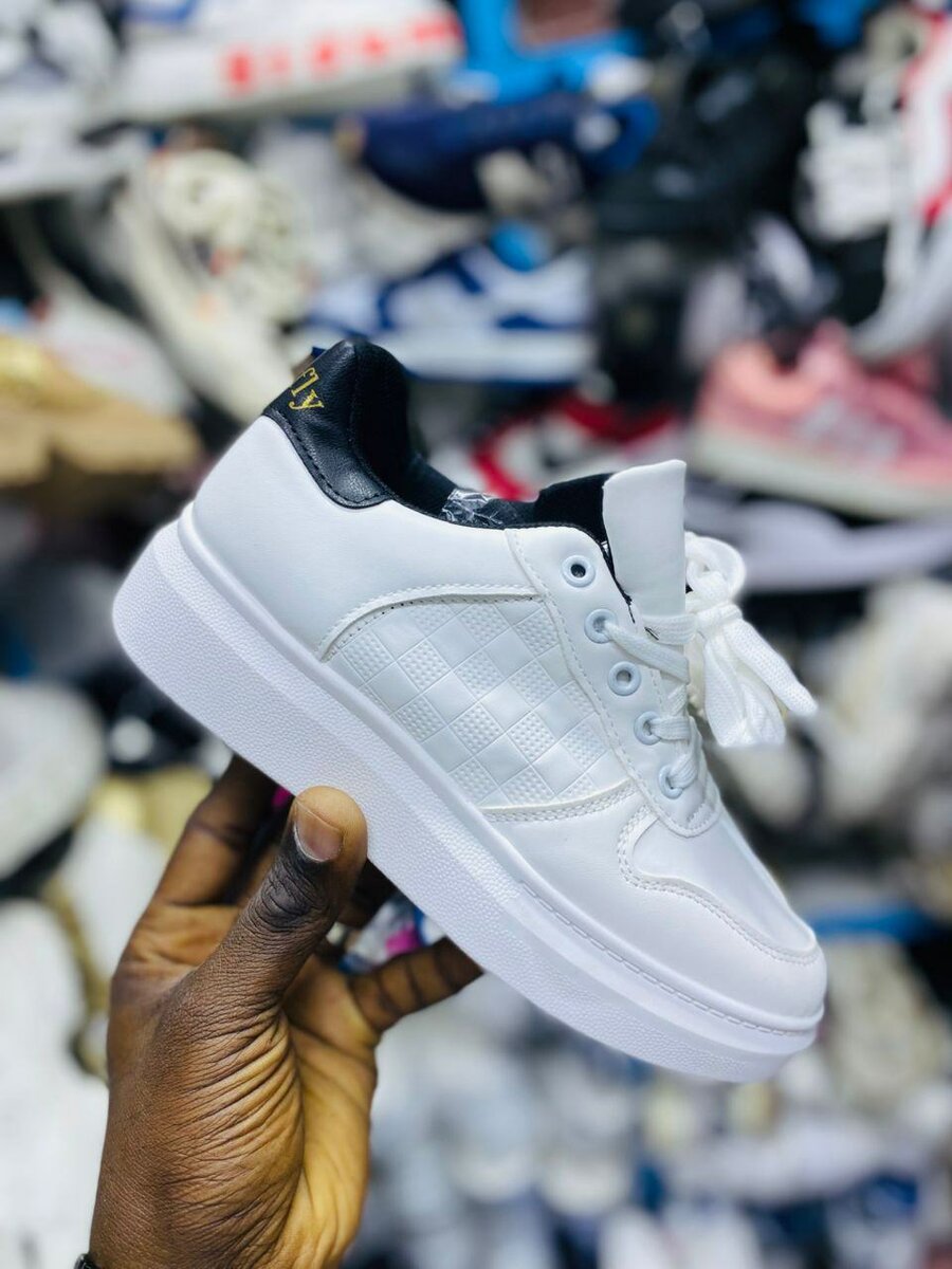 Baskets Blanches Classiques Homme