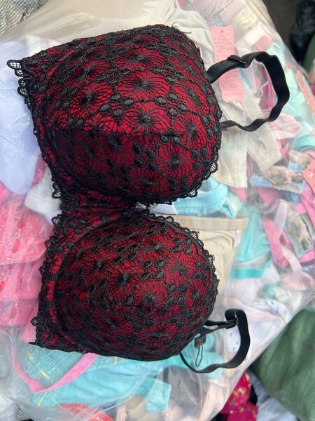 Binnys Brazziers