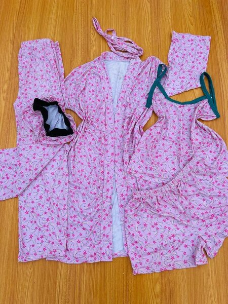 Night wear