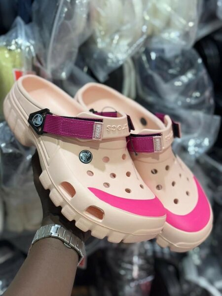 Sandales de marque