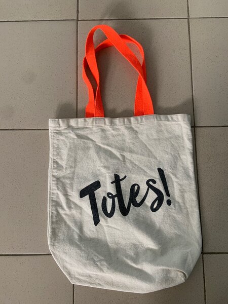 TOTE BAG