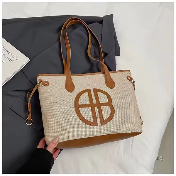 Sac à main fourre-tout élégant