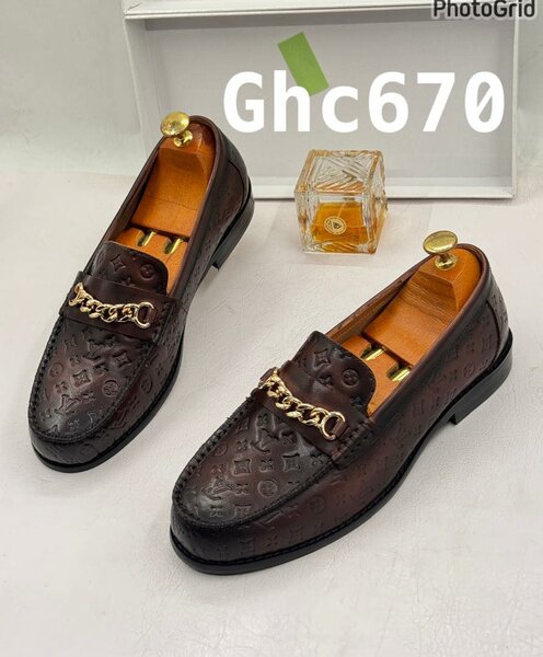 brown men's shoes